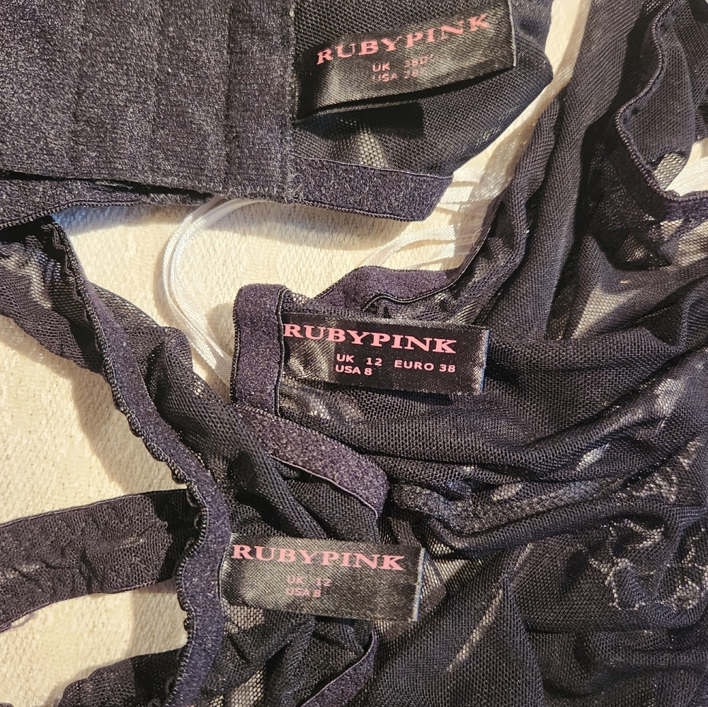 Ruby Pink 3pc Set - Picture 4 of 5